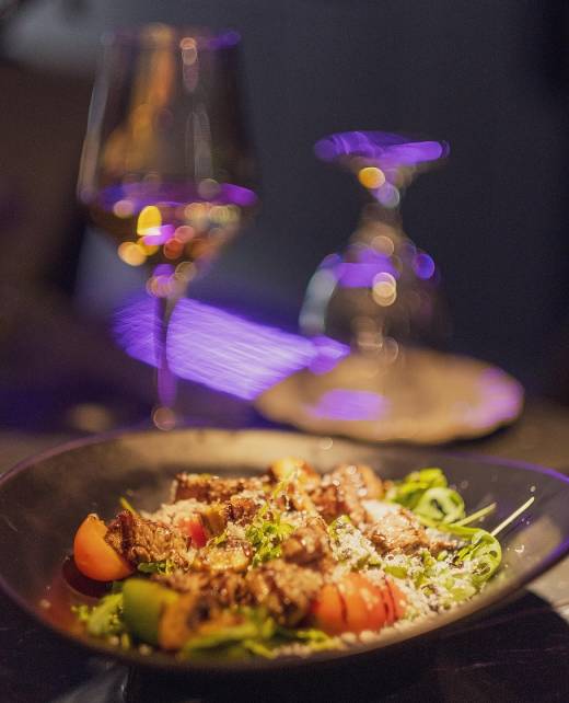 dining-table-dining-restaurant-bowl-glass-wine-drink-to-eat-drinks